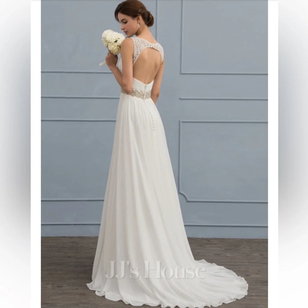 JJs House Elegant White Wedding Dress - Picture 2 of 16